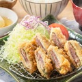 「鰹の梅はさみ揚げ」定食価格　1,340円 (税込)　