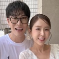 “全国民が反対した結婚” それでも…韓国の歌姫、7歳年下歌手とのウェディング撮影を公開「懸念わかっている」