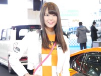 オートバックスグループブース コンパニオン(東京オートサロン2016)