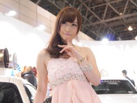 HAMANA/MONDERAブース コンパニオン(東京オートサロン2016)