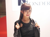 HAMANA/MONDERAブース コンパニオン(東京オートサロン2016)
