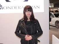 HAMANA/MONDERAブース コンパニオン(東京オートサロン2016)