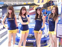 日本グッドイヤーブース コンパニオン(東京オートサロン2016)