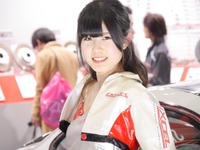 DIXCELブース コンパニオン(東京オートサロン2016)