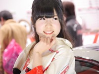 DIXCELブース コンパニオン(東京オートサロン2016)