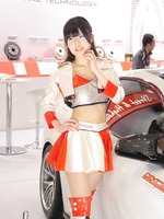 DIXCELブース コンパニオン(東京オートサロン2016)