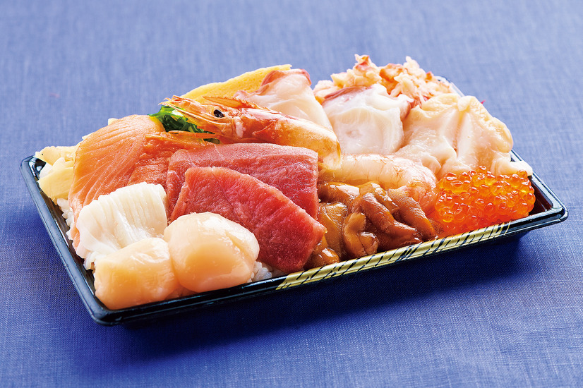 樽海弁当　3,240円（税込）
