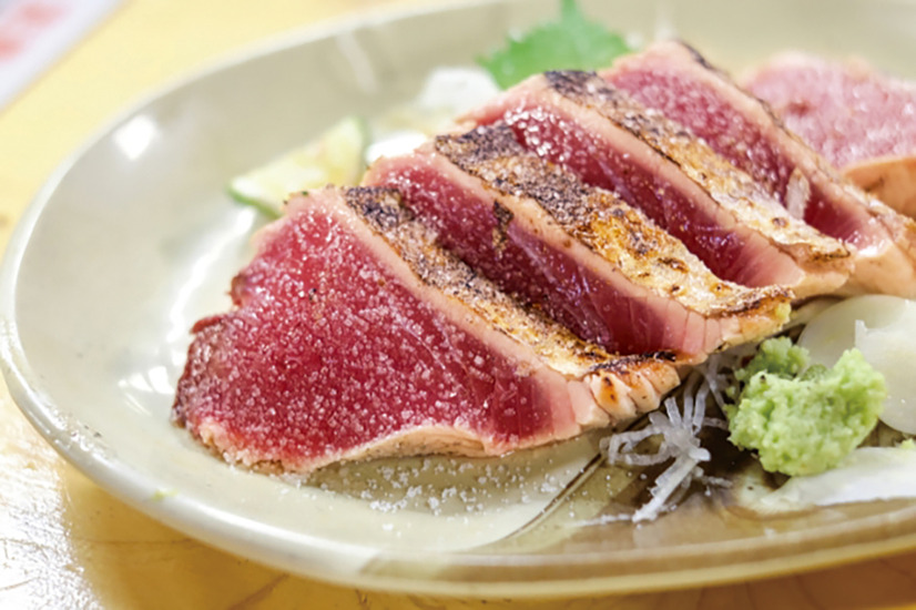 かつおの藁焼きたたき　972円（税込）