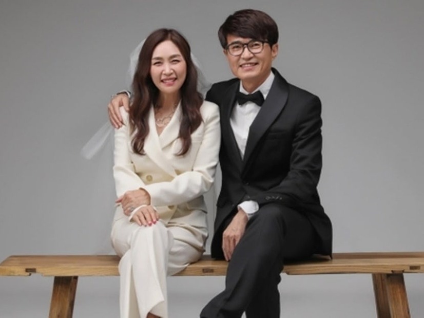 妊娠中の妻をよそに…同僚の女性教師と不倫→離婚　息子の不倫騒動で韓国歌手夫婦が炎上「納得できない」