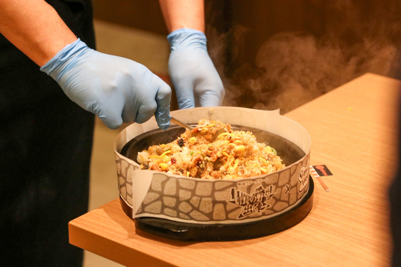 「うな玉 ペッパーライス」【撮影：平木昌宏】