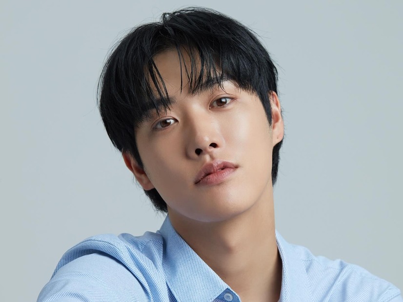 元日本人K-POPアイドル、実の父と25年ぶりに再会…すぐさま泣き崩れた父「ごめんな」