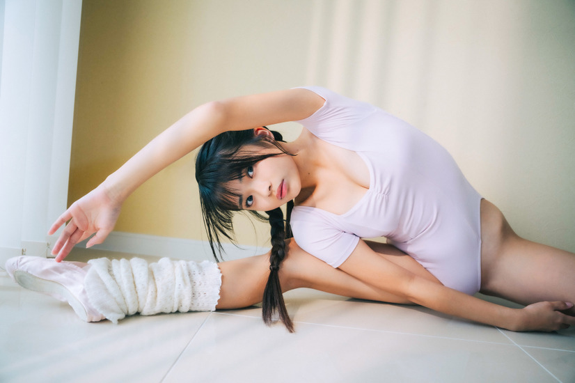 小森香乃1stDVD「純白の17歳」（リバプール）