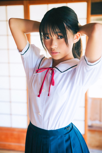 小森香乃1stDVD「純白の17歳」（リバプール）