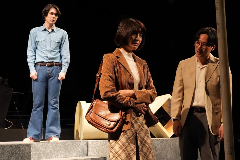 舞台『岸辺のアルバム』撮影：田中亜紀