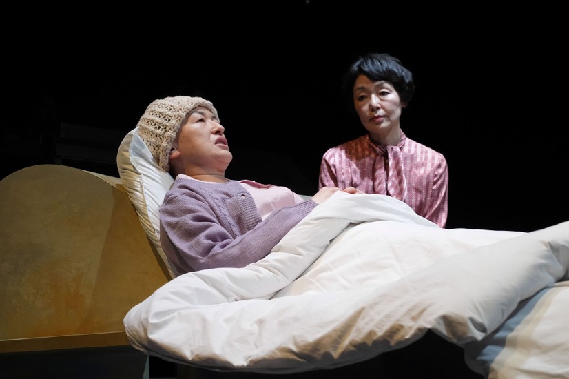 舞台『岸辺のアルバム』撮影：田中亜紀