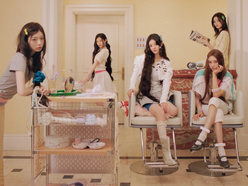 ILLITと一緒に始まる一日！ 4th Mini Albumの「GRWM」コンセプトフォトを追加公開！