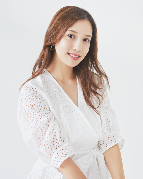 丸高愛実、夫・柿谷曜一朗のサッカー流“メイク解説”動画が話題に！