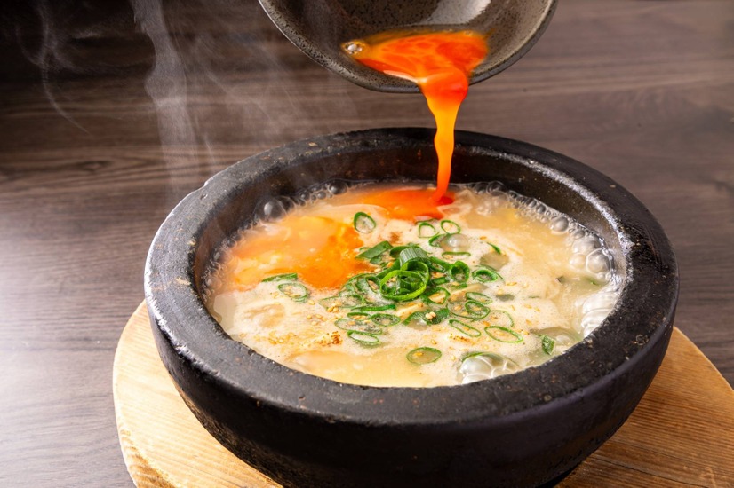 “石焼”クッパ(税込878円)