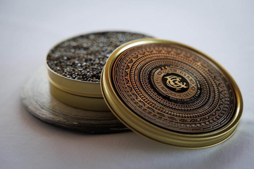 厳選されたキャビアを心ゆくまで。(はじまりの一皿)