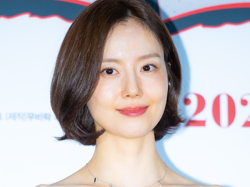 交際報道なしで電撃結婚…女優ムン・チェウォン（39）、授かり婚は否定「来る6月に結婚する」