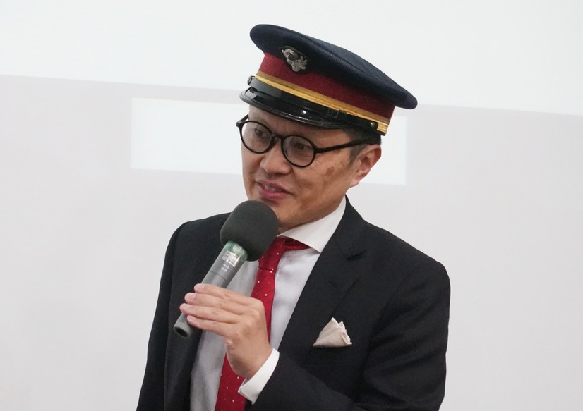 南田裕介【写真：竹内みちまろ】