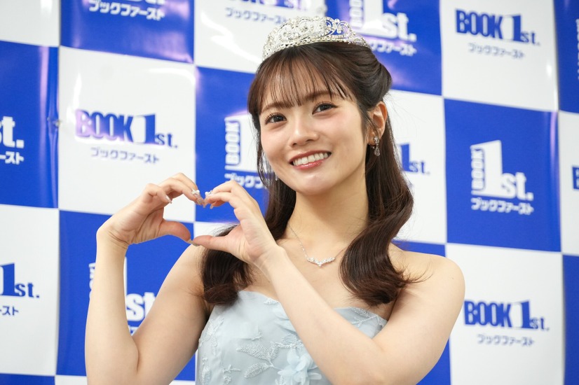 宮田愛萌【撮影：小宮山あきの】