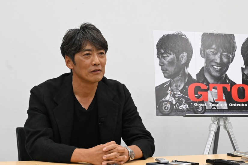 反町隆史、連ドラ『GTO』制作会見に登場！「先生方にもう一度、教師をやってよかったと思ってもらいたい」