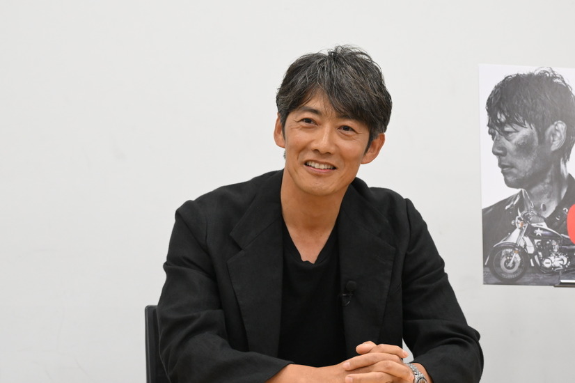反町隆史、連ドラ『GTO』制作会見に登場！「先生方にもう一度、教師をやってよかったと思ってもらいたい」