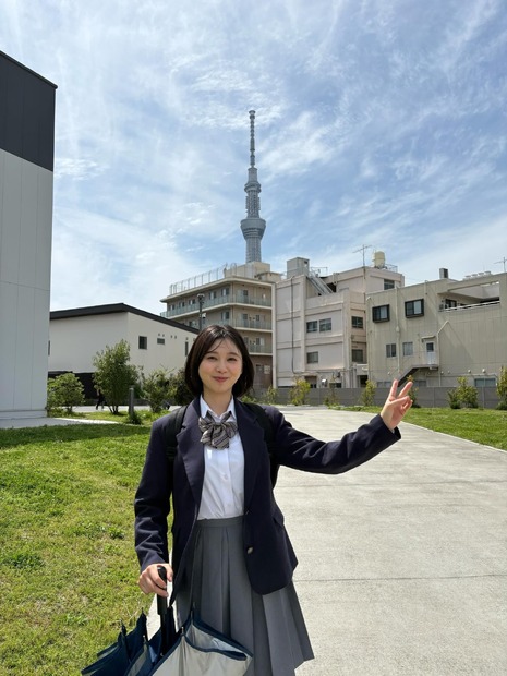 （写真は富田鈴花の公式インスタグラムから）※所属事務所に掲載許諾をもらっています