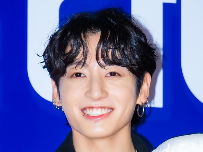 BTS・JUNG KOOK、新たな“愛車”は約650万円の高級バイク!? SNS投稿に注目「来た」