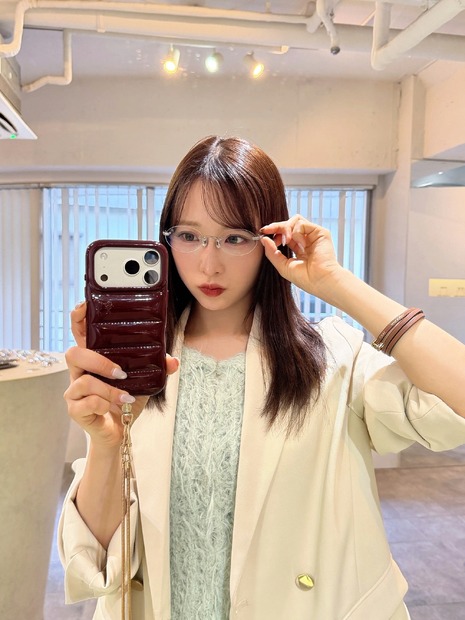 （写真は小栗有以の公式インスタグラムから）※所属事務所に掲載許諾をもらっています