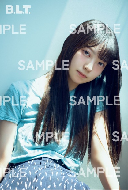 「B.L.T.2026年7月号」ローソンエンタテインメント購入特典ポストカード【佐藤優羽（日向坂46）】