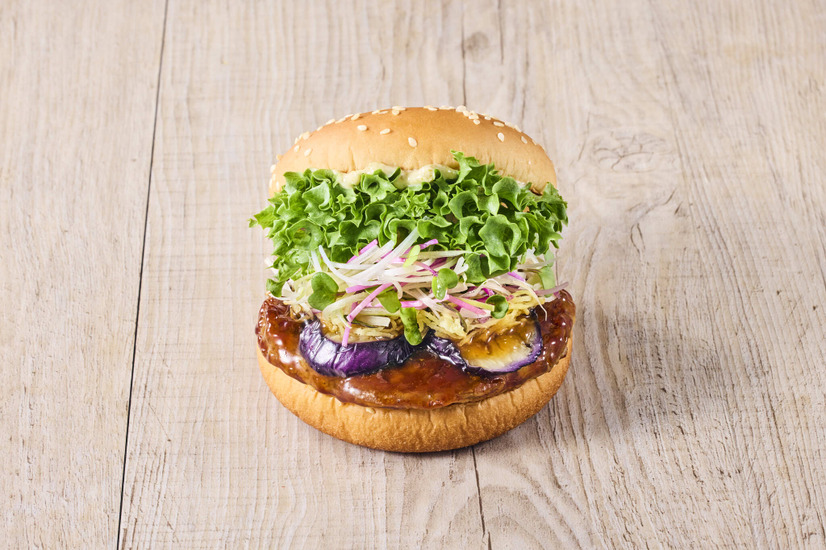 柚子胡椒香る 香味野菜の照り焼きバーガー　720円