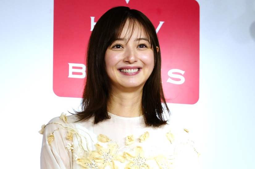 佐々木希【撮影：小宮山あきの】