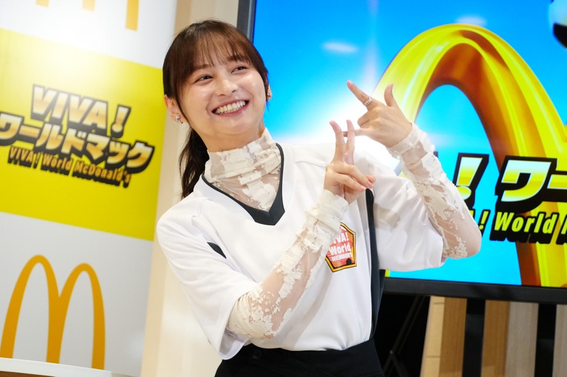 影山優佳【撮影：小宮山あきの】
