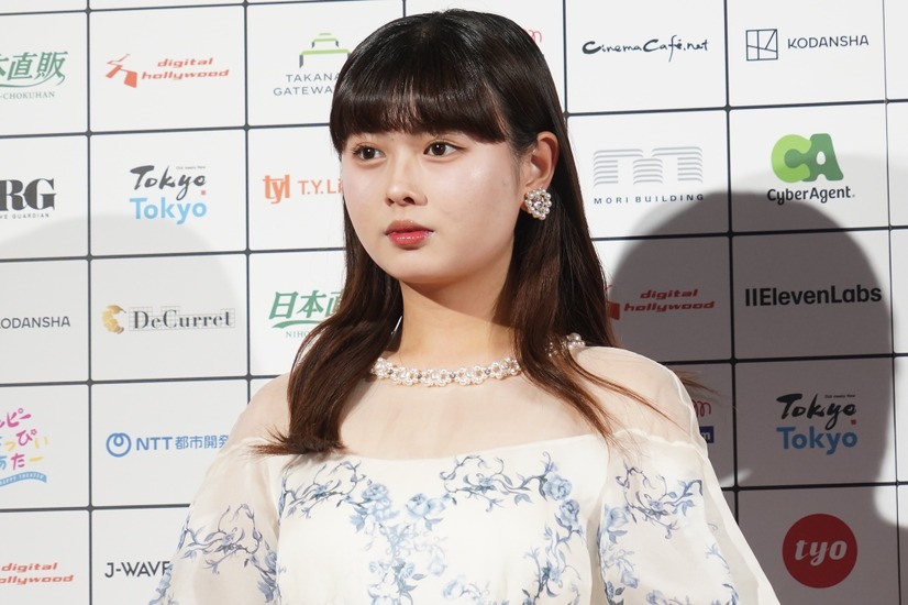 長浜広奈【写真：竹内みちまろ】
