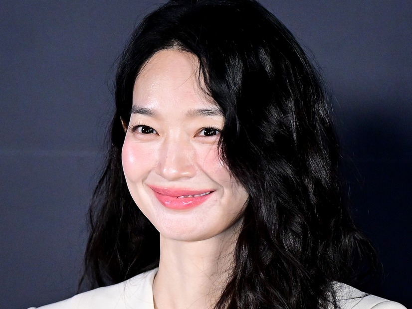 ふっくらした？女優シン・ミナ、再び“妊娠説”が浮上…結婚後公の場で見せた姿に注目