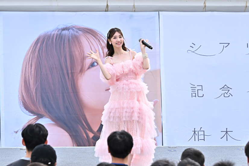 柏木由紀、AKB48卒業を決心した!?思い出の地・ららぽーと豊洲で新曲発売イベント開催︕