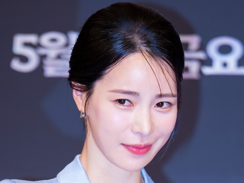 「半永久的なはずなのに、消えなくて…」韓国女優、15年前に流行を追った“後遺症”を告白