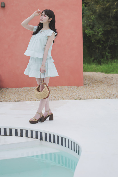 水瀬さらら×LILLIAN CARATのLOOKBOOK「Romantic Escape」が公開
