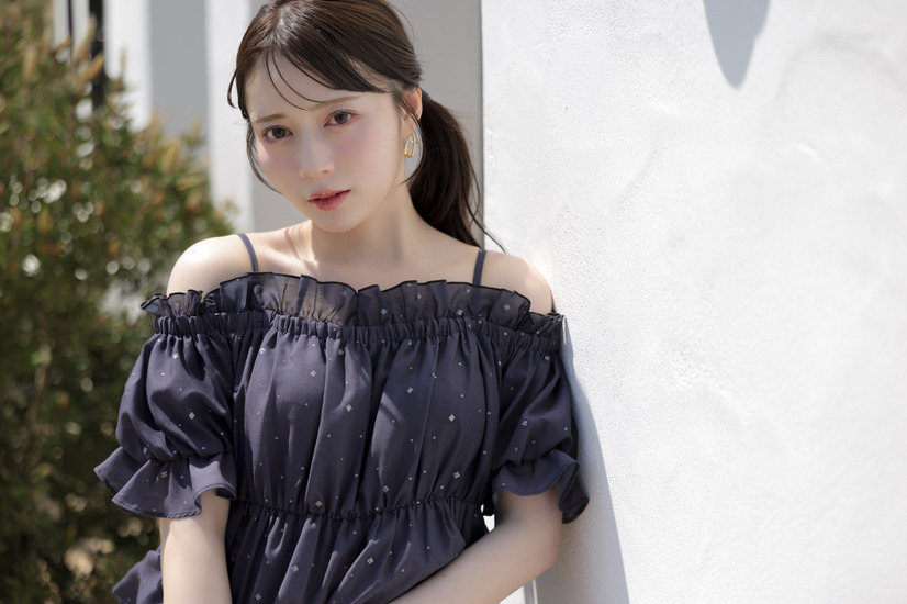 水瀬さらら×LILLIAN CARATのLOOKBOOK「Romantic Escape」が公開