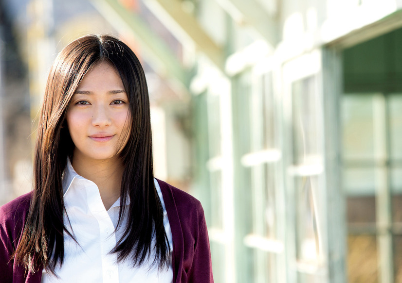 木村文乃 ファースト写真集 『 ふみの 』 （撮影：西田幸樹）