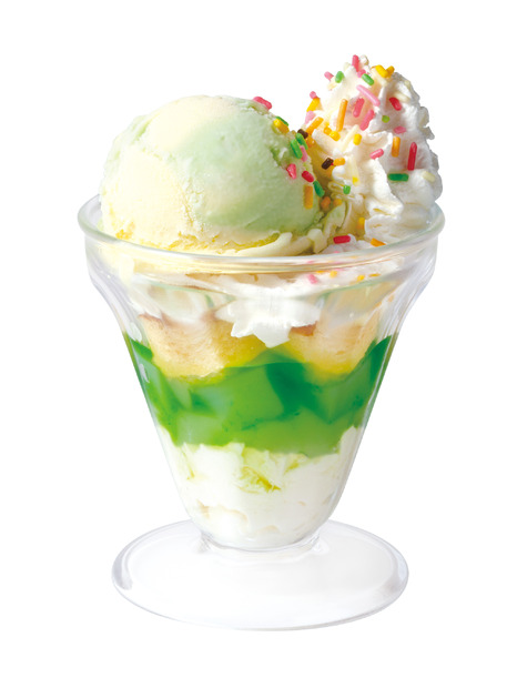 レトロkawaii♡　　　　　　　　　　　　　　　　　　　　クリームソーダ風パルフェ　　　　　　　　　　　　　　　　　390円（税込429円）