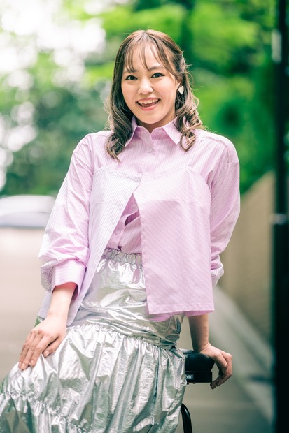 スタイリスト：山﨑厚見 ※﨑（たつさき）、ヘアメイク：安藤千浪、ライター：石井隼人、カメラマン：motoishiduka