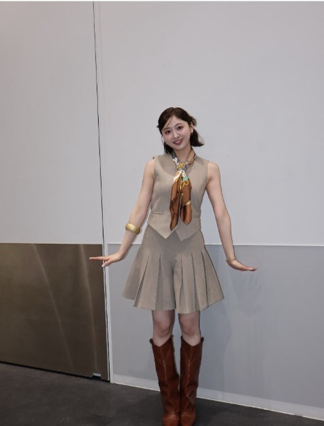 富田鈴花（写真は富田鈴花公式インスタグラムから）※所属事務所に許諾を得ています