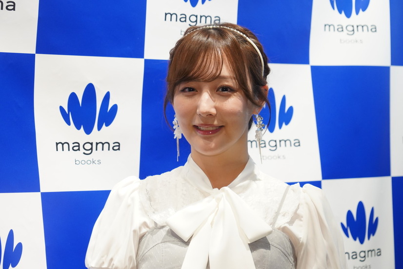 鎌田菜月【写真：竹内みちまろ】