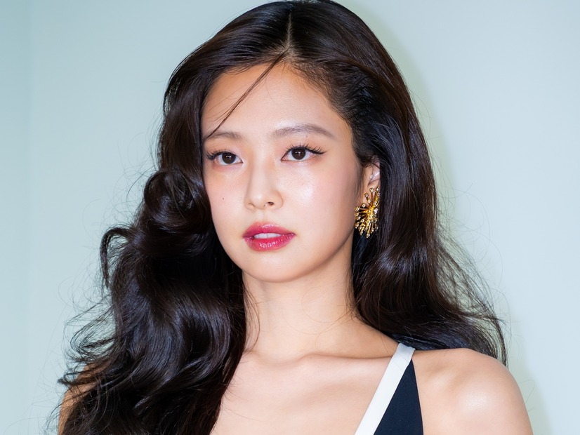 男性との“密着ツーショット”も話題に…BLACKPINK・ジェニー、7月24日に新曲リリース決定！