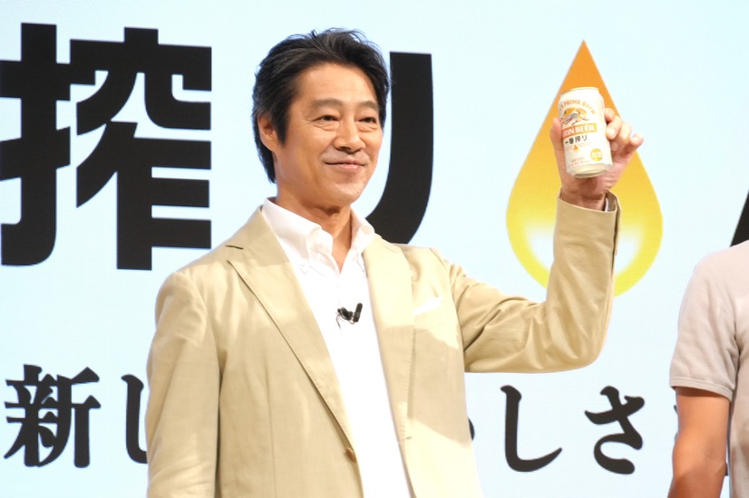 堤真一【撮影：小宮山あきの】