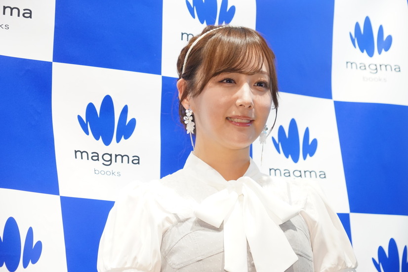 鎌田菜月【写真：竹内みちまろ】