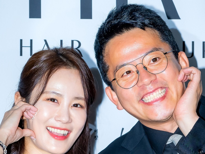 41歳にして初の体外受精に成功！9歳差の韓国芸人夫婦、嬉しい知らせ「夢見ていた3人に」